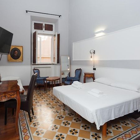 Palazzo Del Duca Piazza Navona Guest House Rome Exterior photo