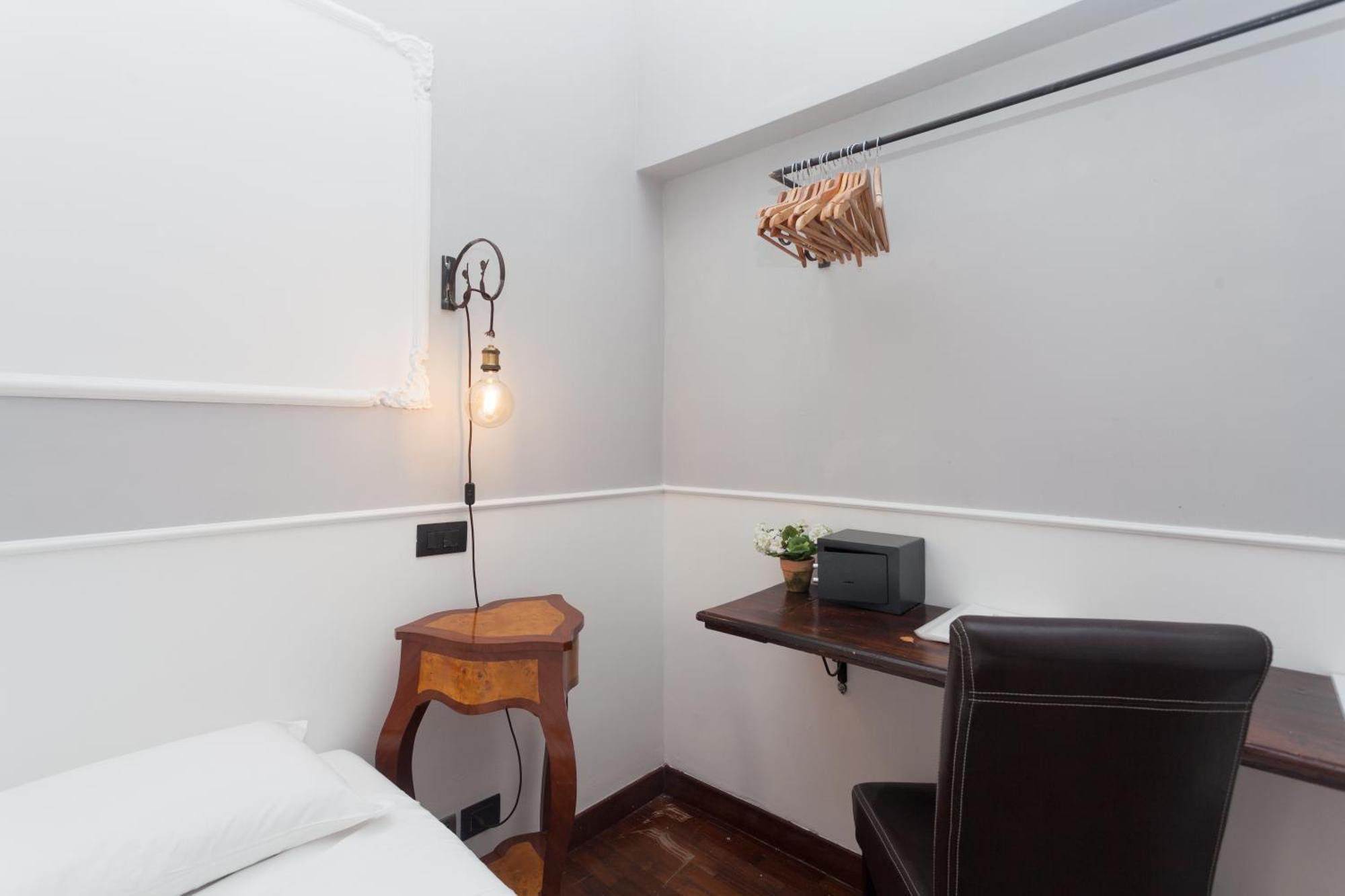 Palazzo Del Duca Piazza Navona Guest House Rome Exterior photo