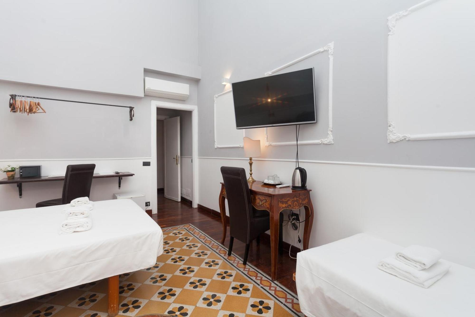 Palazzo Del Duca Piazza Navona Guest House Rome Exterior photo