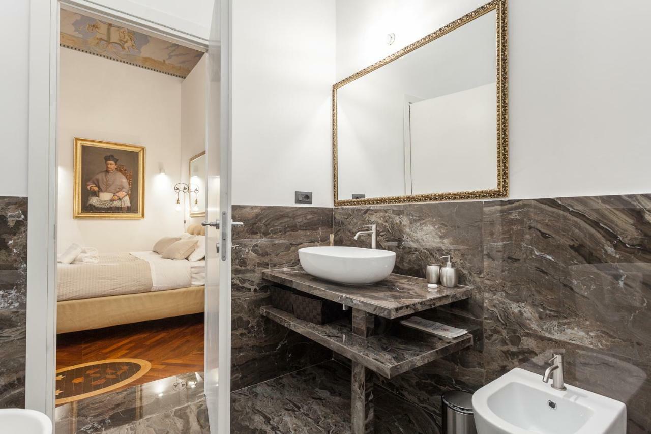 Palazzo Del Duca Piazza Navona Guest House Rome Exterior photo