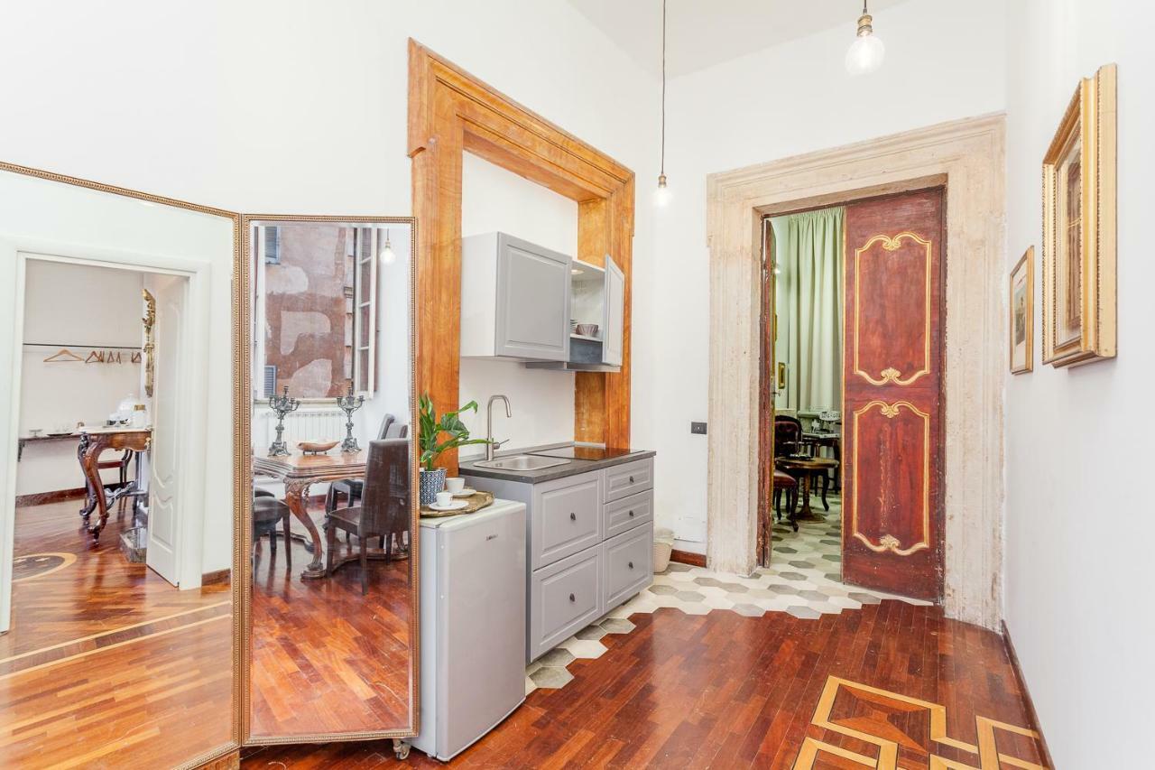 Palazzo Del Duca Piazza Navona Guest House Rome Exterior photo