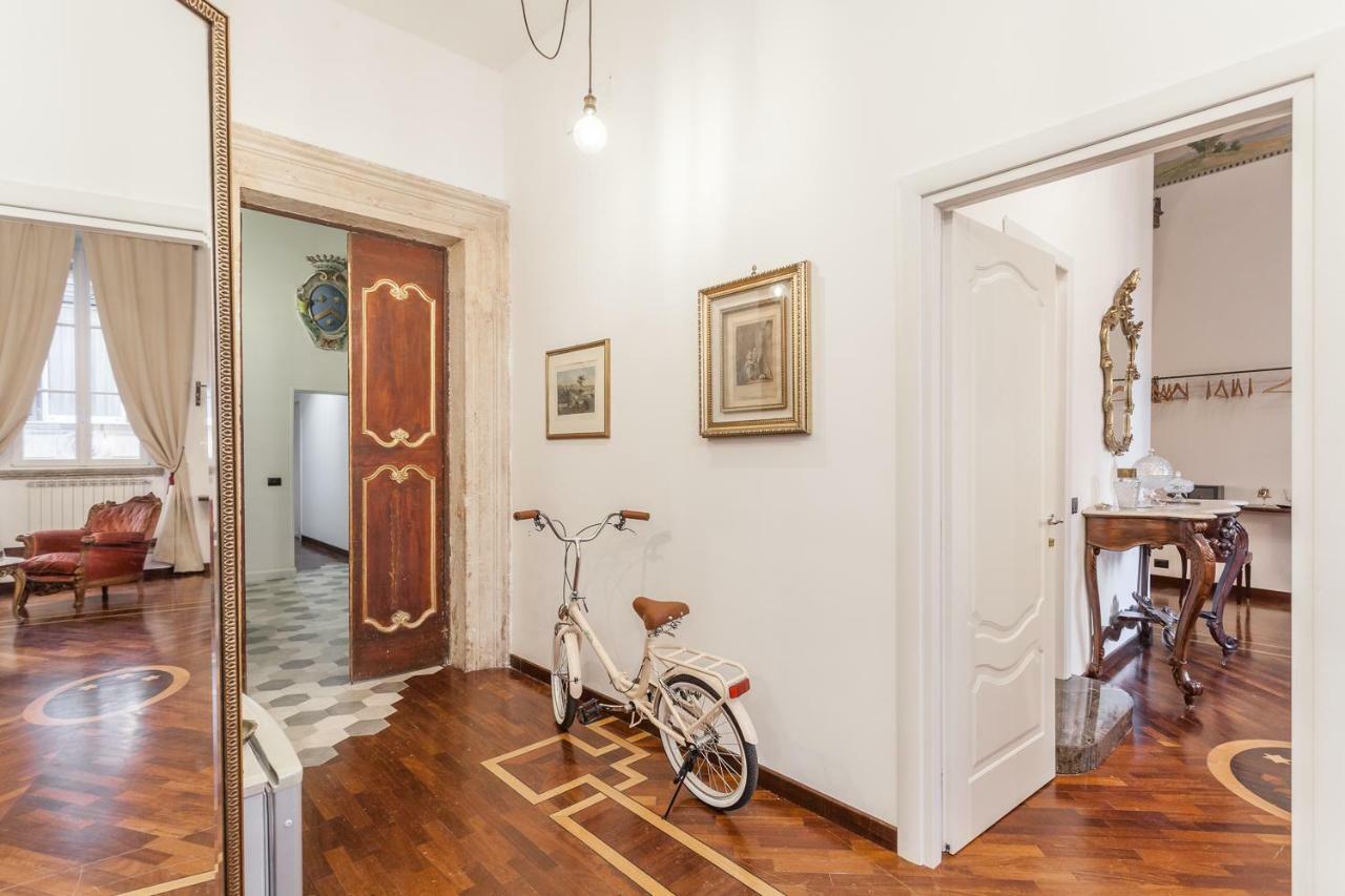 Palazzo Del Duca Piazza Navona Guest House Rome Exterior photo